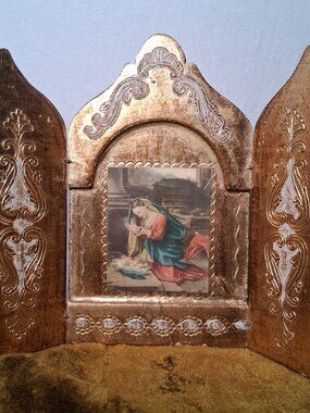 Vtg Italian Florentine Triptych Gold Gilt Adoration Of Christ Mary Madonna 7.5"